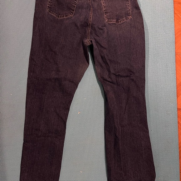 Falls Creek stretch Blue Jeans - Picture 3 of 4